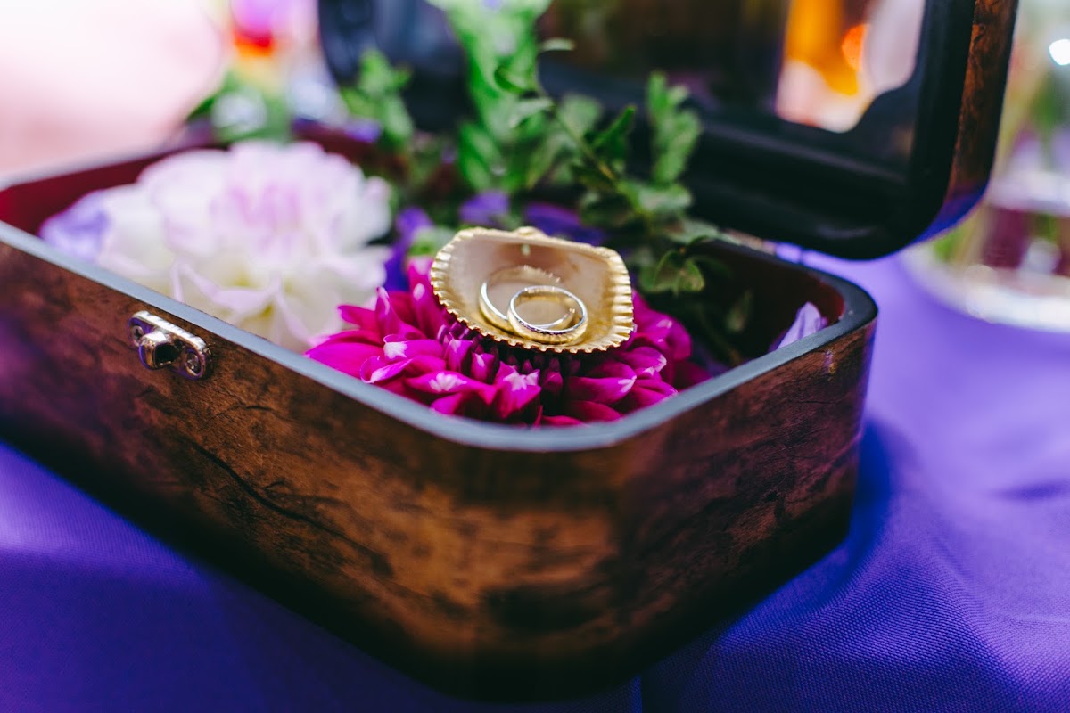 Royal violet wedding в отеле "Кроун Плаза"