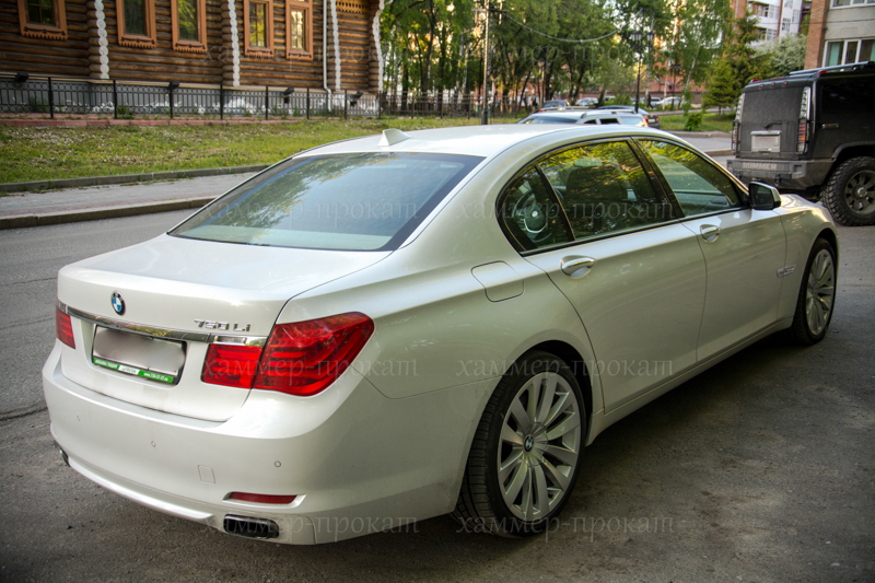 Бмв 750