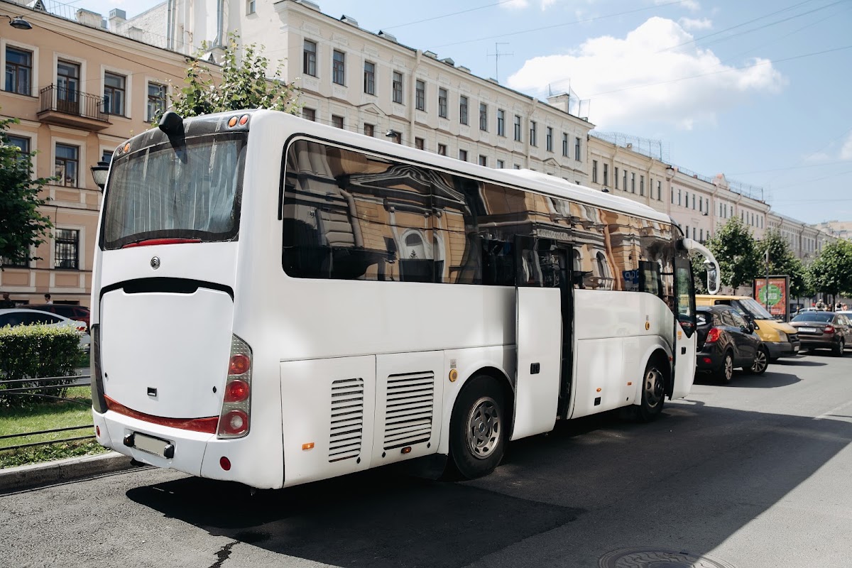 Автобус — кадр 3 из 4