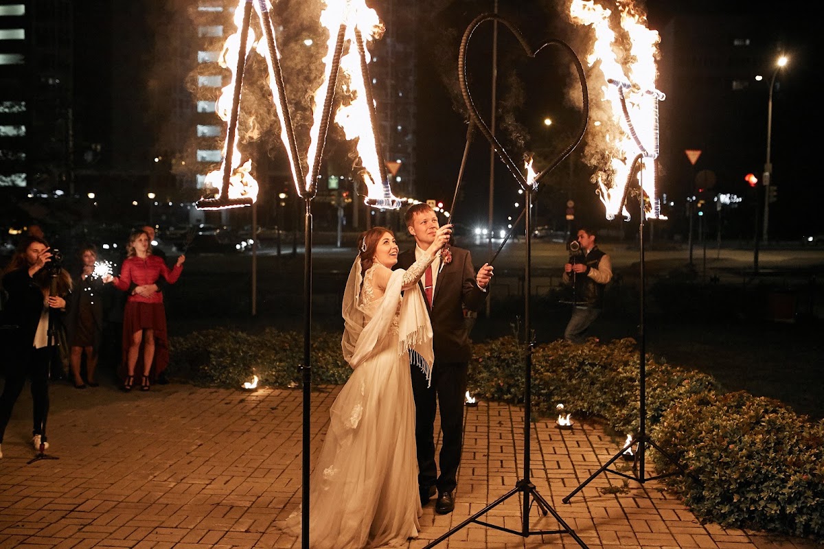 Огненное шок и фейерверк на свадьбу