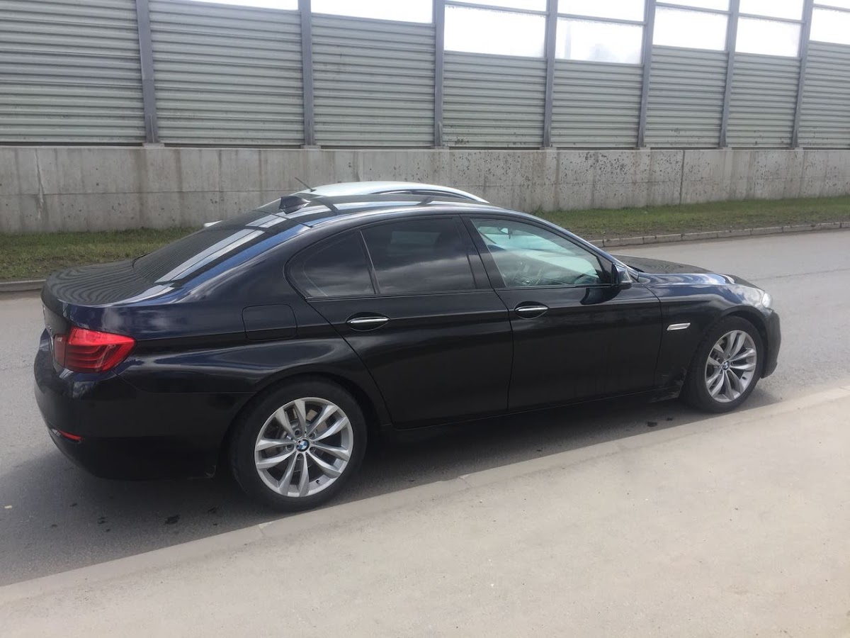 BMW 5 — кадр 2 из 5