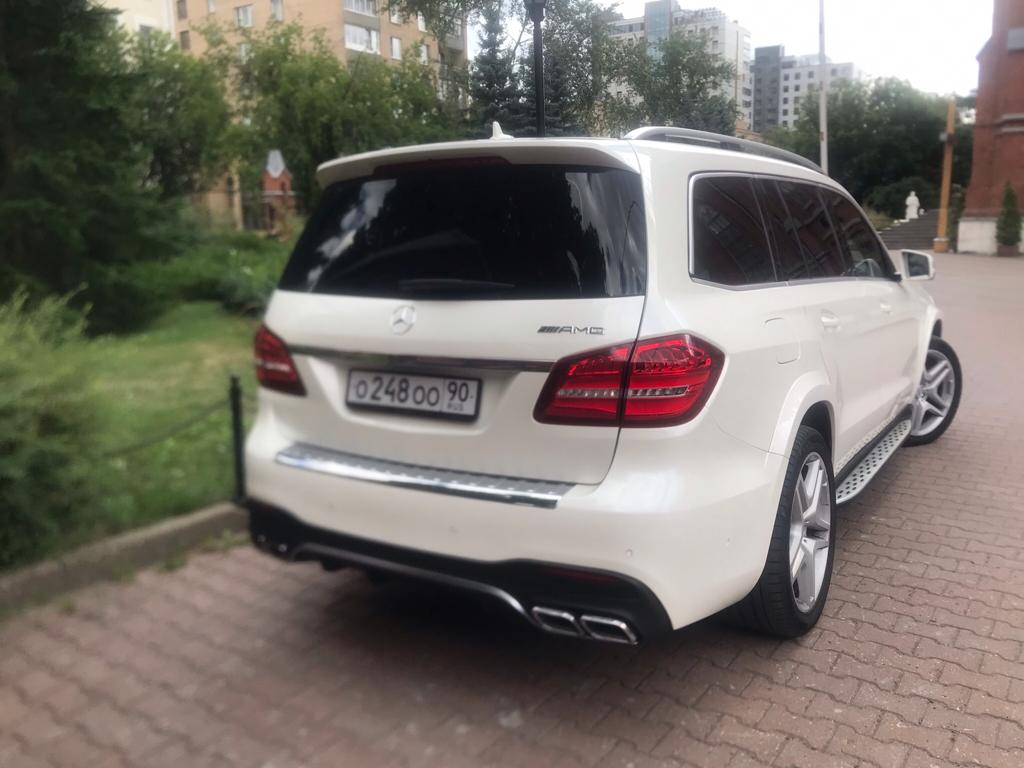 Mercedes-Benz GLS белый