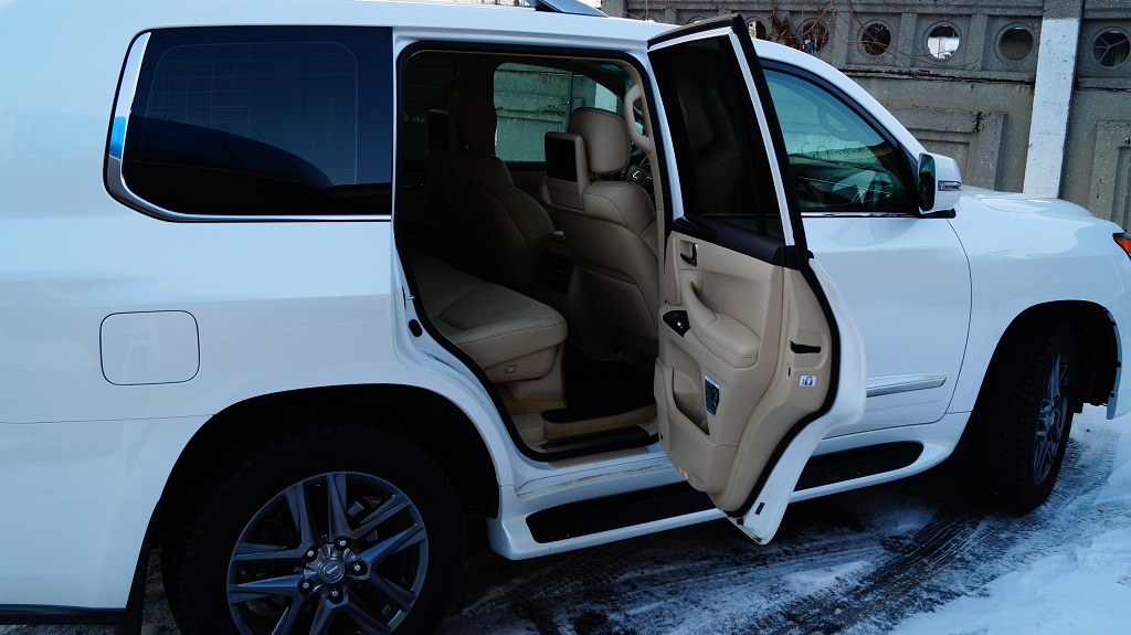 Lexus LX 570