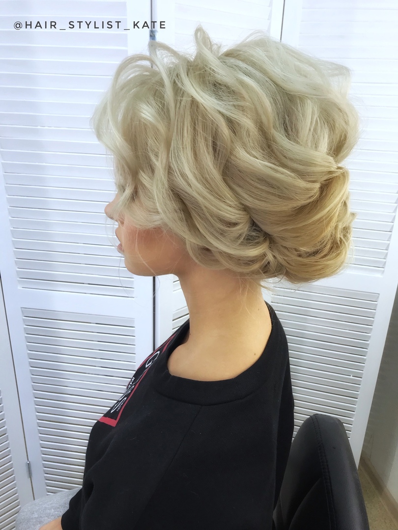 Instagram @hair_stylist_kate