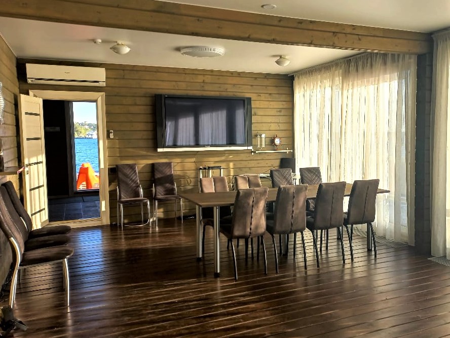 ДЕБАРКАДЕР RIVER CLUB VOLGA