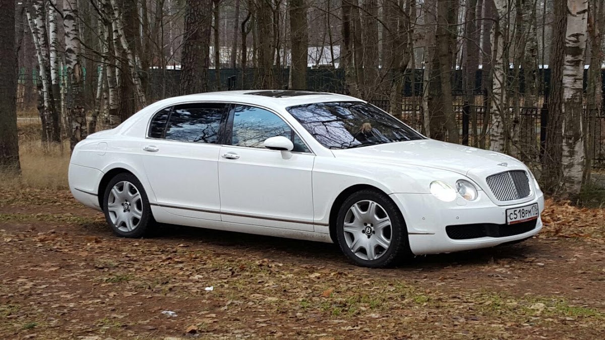 Bentley Continental — кадр 2 из 30