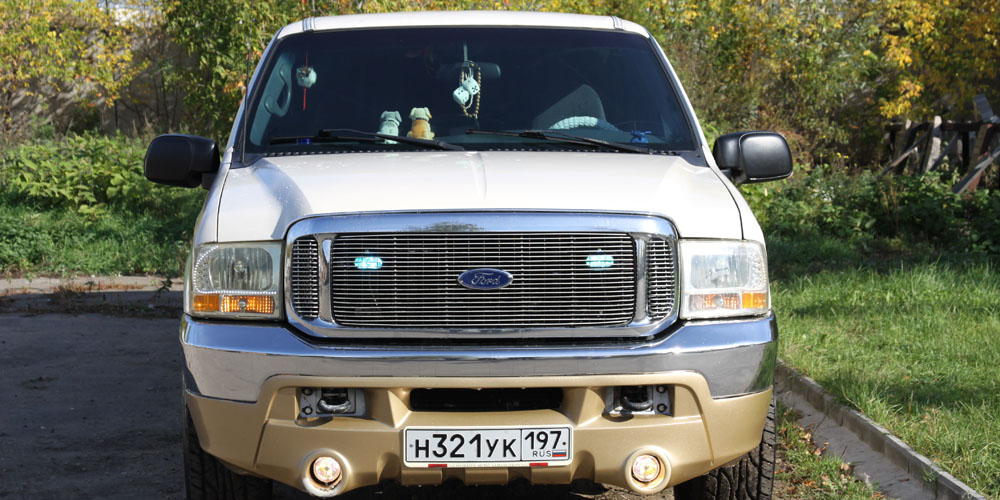 Лимузин Форд Экскершн/ Ford Excursion (Гос номер 321)
