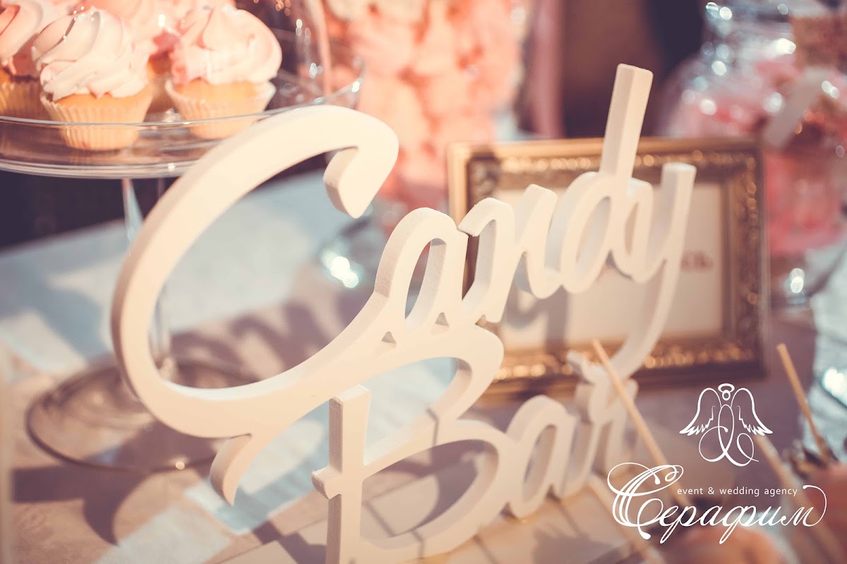 Rose and white wedding