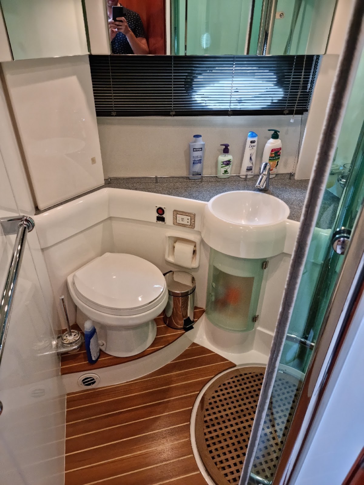 Интерьер и экстерьер Fairline Targa