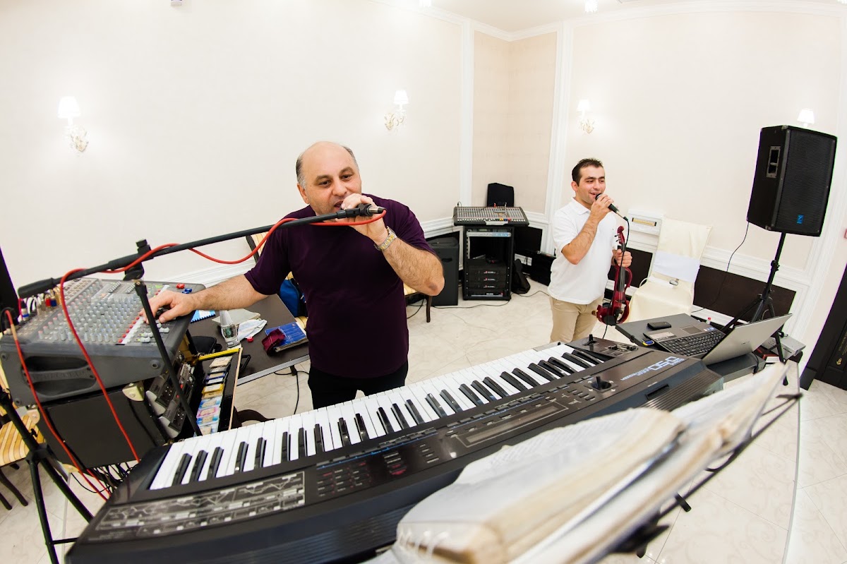 Выступления в SWEET HALL с Московскими друзьями