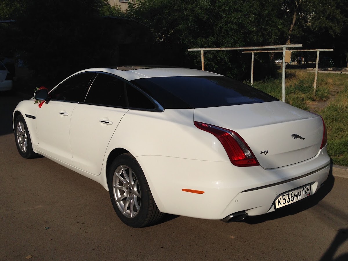 Jaguar XJ