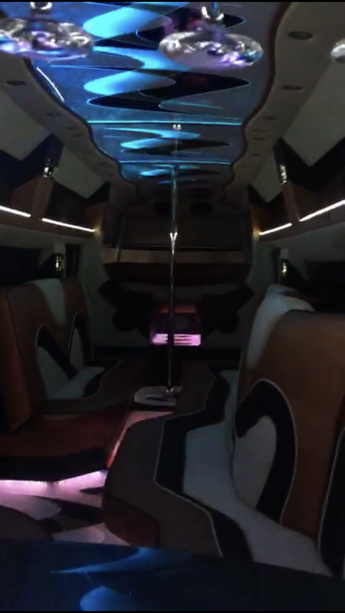 Hummer H2 MEGA