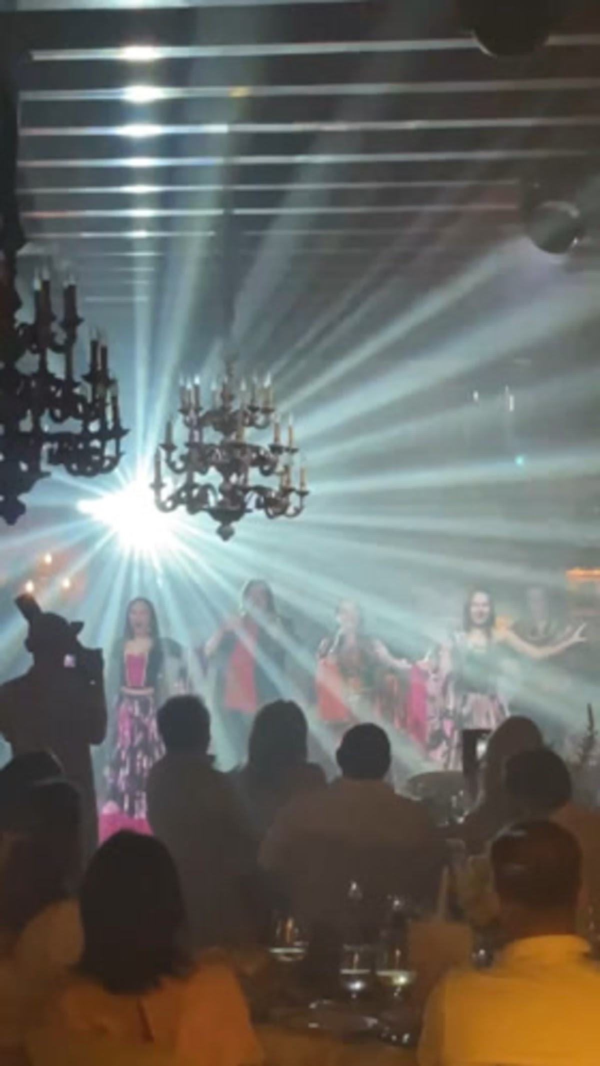 Видео