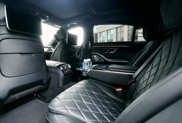 Mercedes-Benz S-class (W223) long
