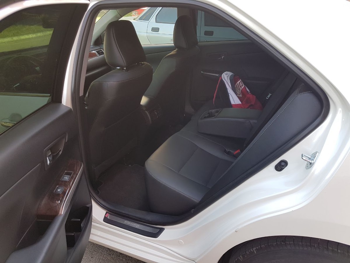 Toyota Camry Restail — кадр 3 из 3