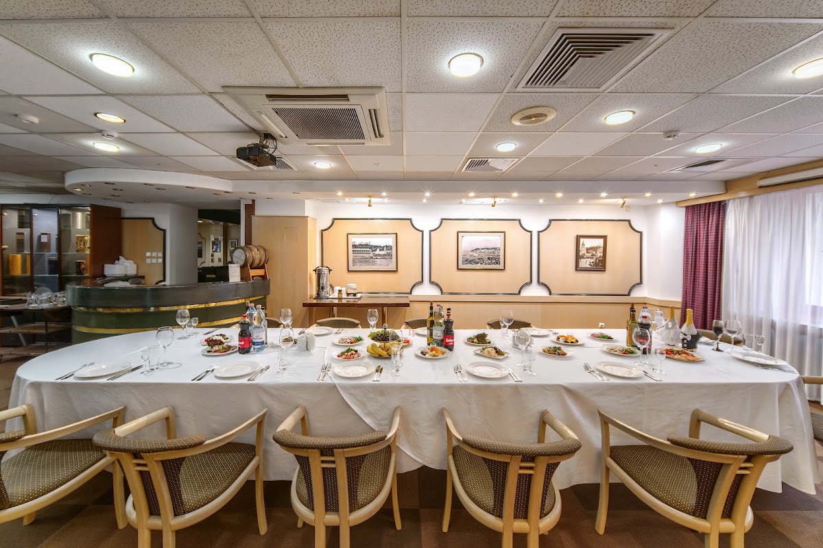 Зал Boutique Whisky bar