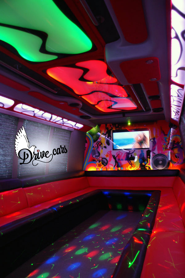 Party bus ford — кадр 5 из 7