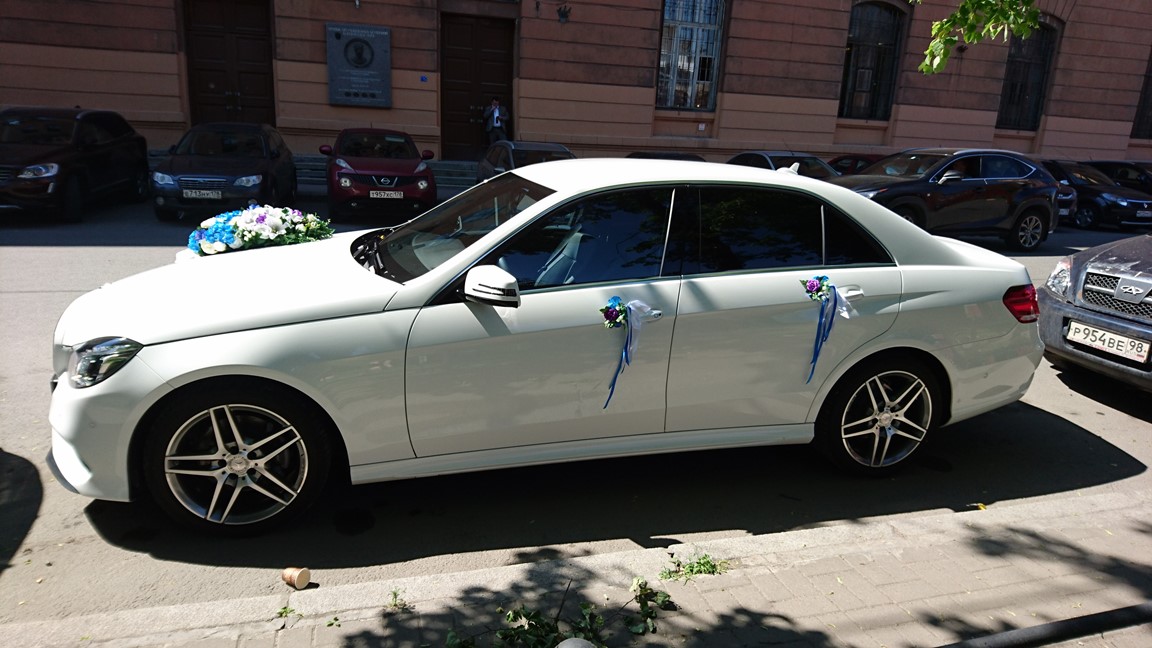 Mercedes w212 AMG Е200