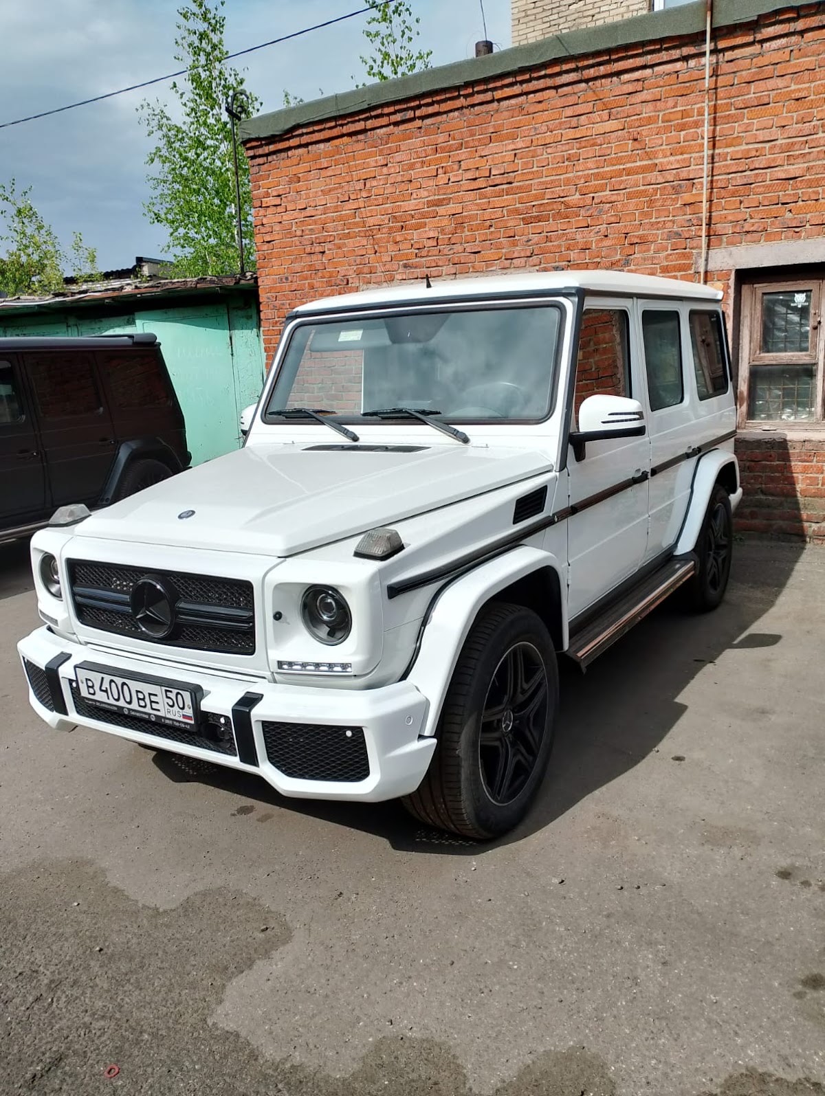 Mercedes-Benz G-class белый — кадр 3 из 5
