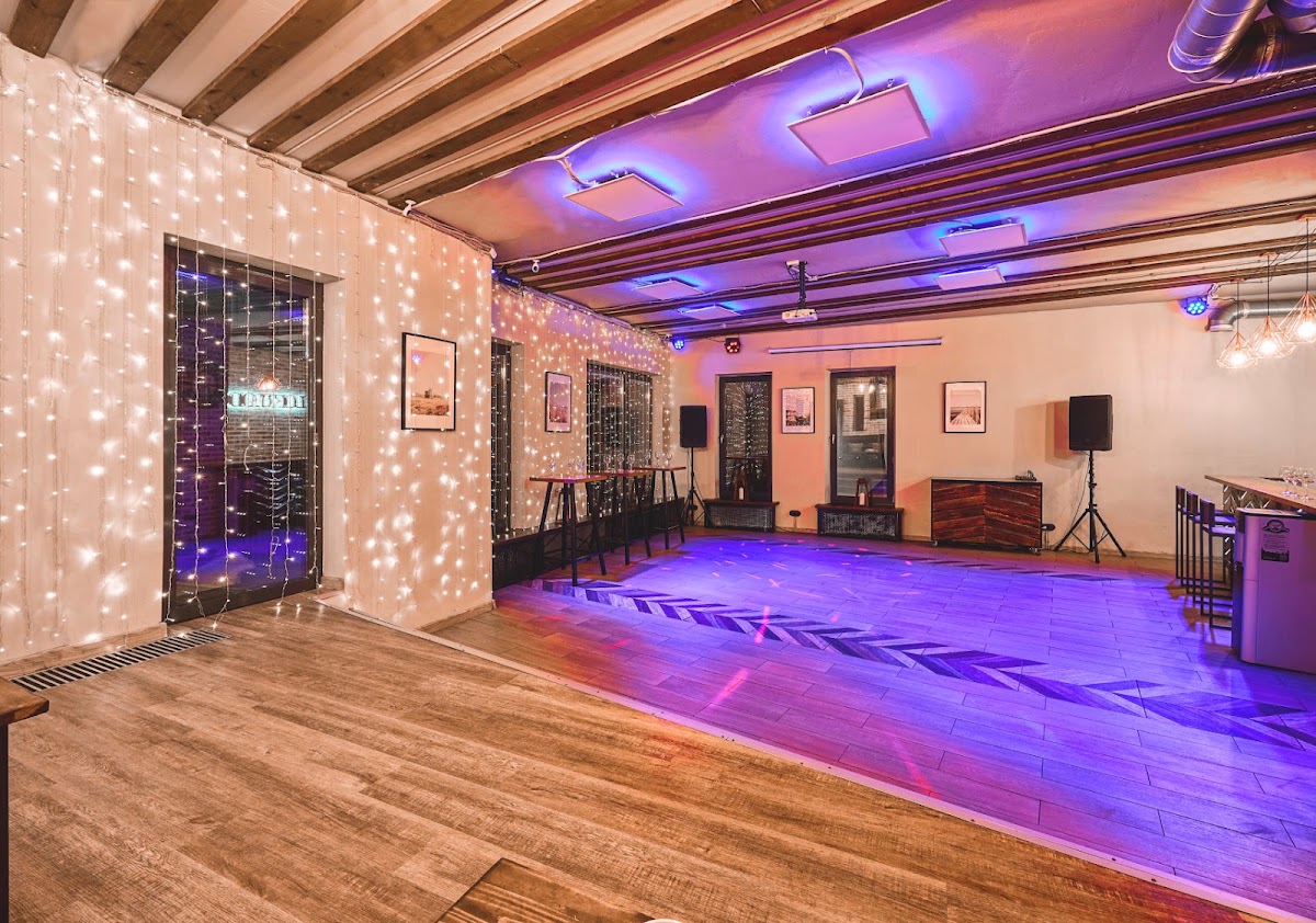 LOFT LODGE 6