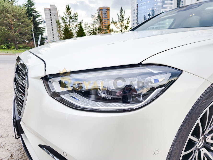 Mercedes-Benz S-class W223