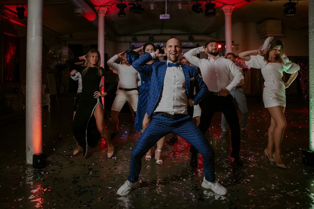 Весело-молодежно_ Party like a Russion)))