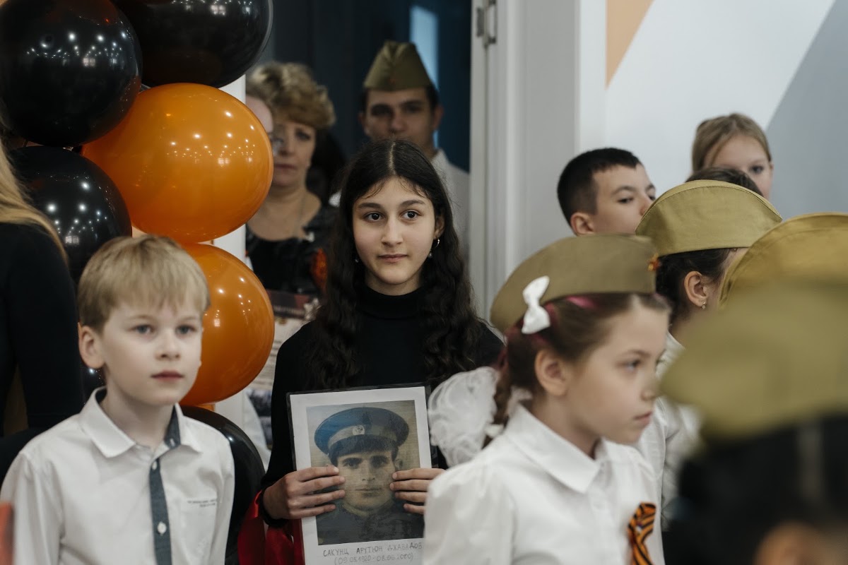 Кадр 37 из 200