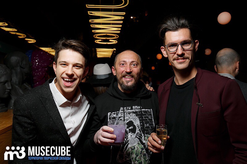ComedyClub Презентация - Книги