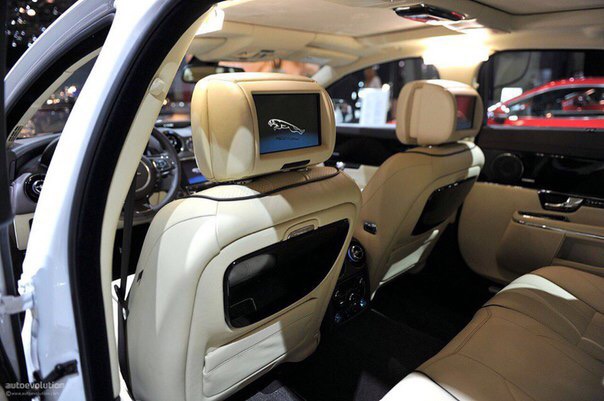 Jaguar XJ Long — кадр 4 из 5