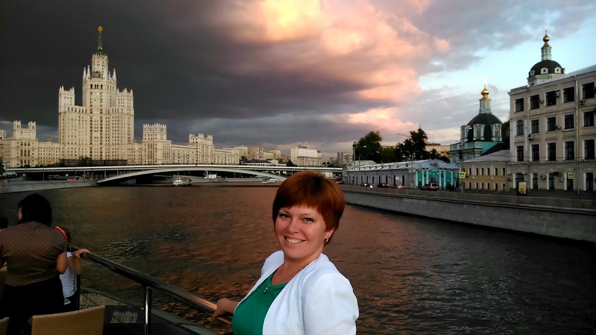 Анна Черей
