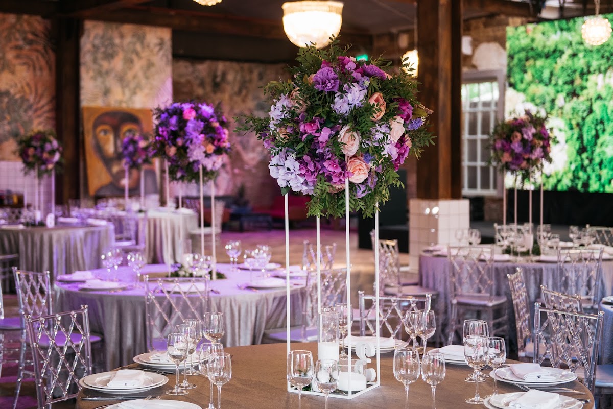 Организатор и декоратор - Ivory Wedding Studio