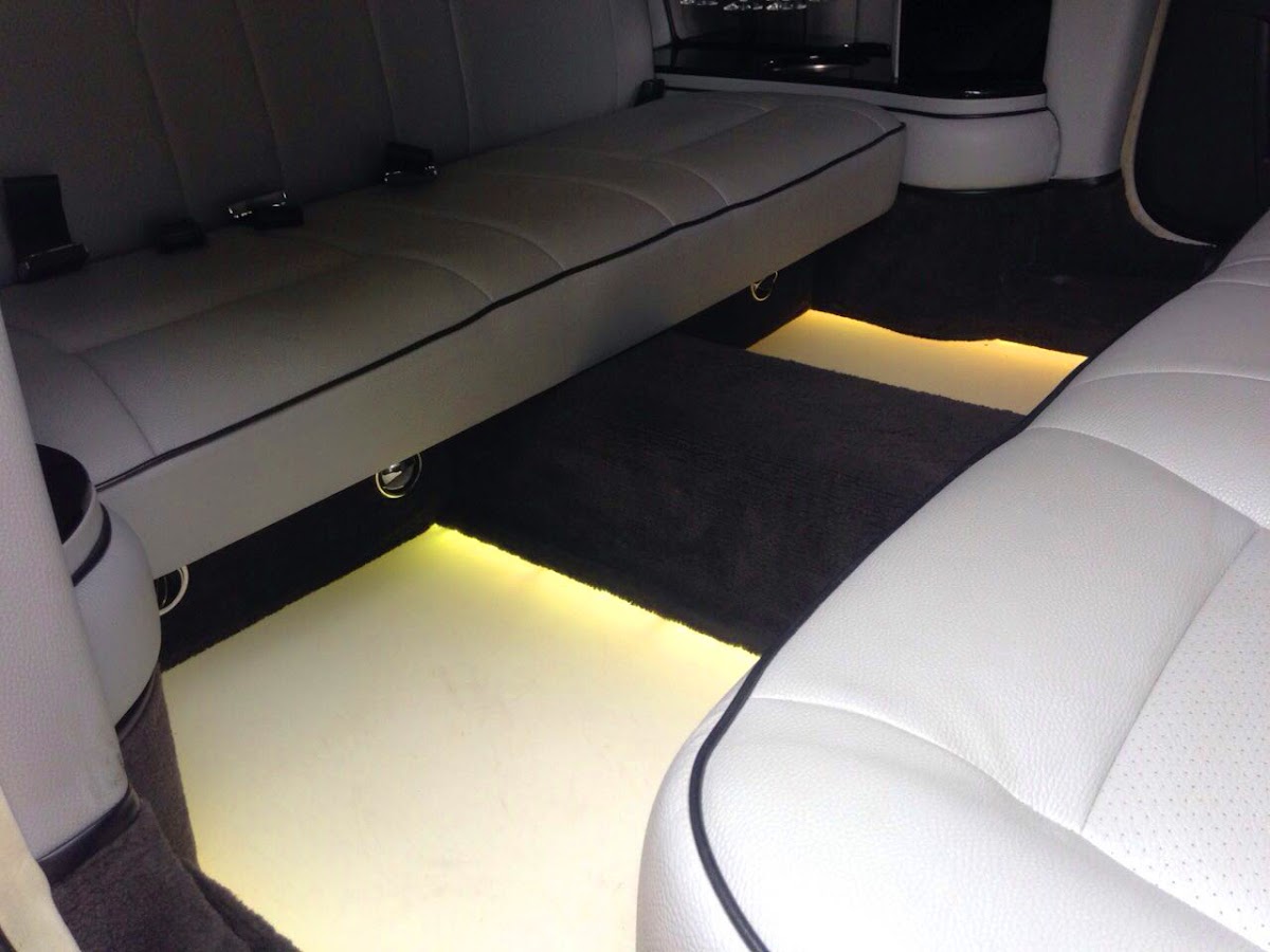 Crysler 300C в стиле RR (6+1 место) — кадр 5 из 8