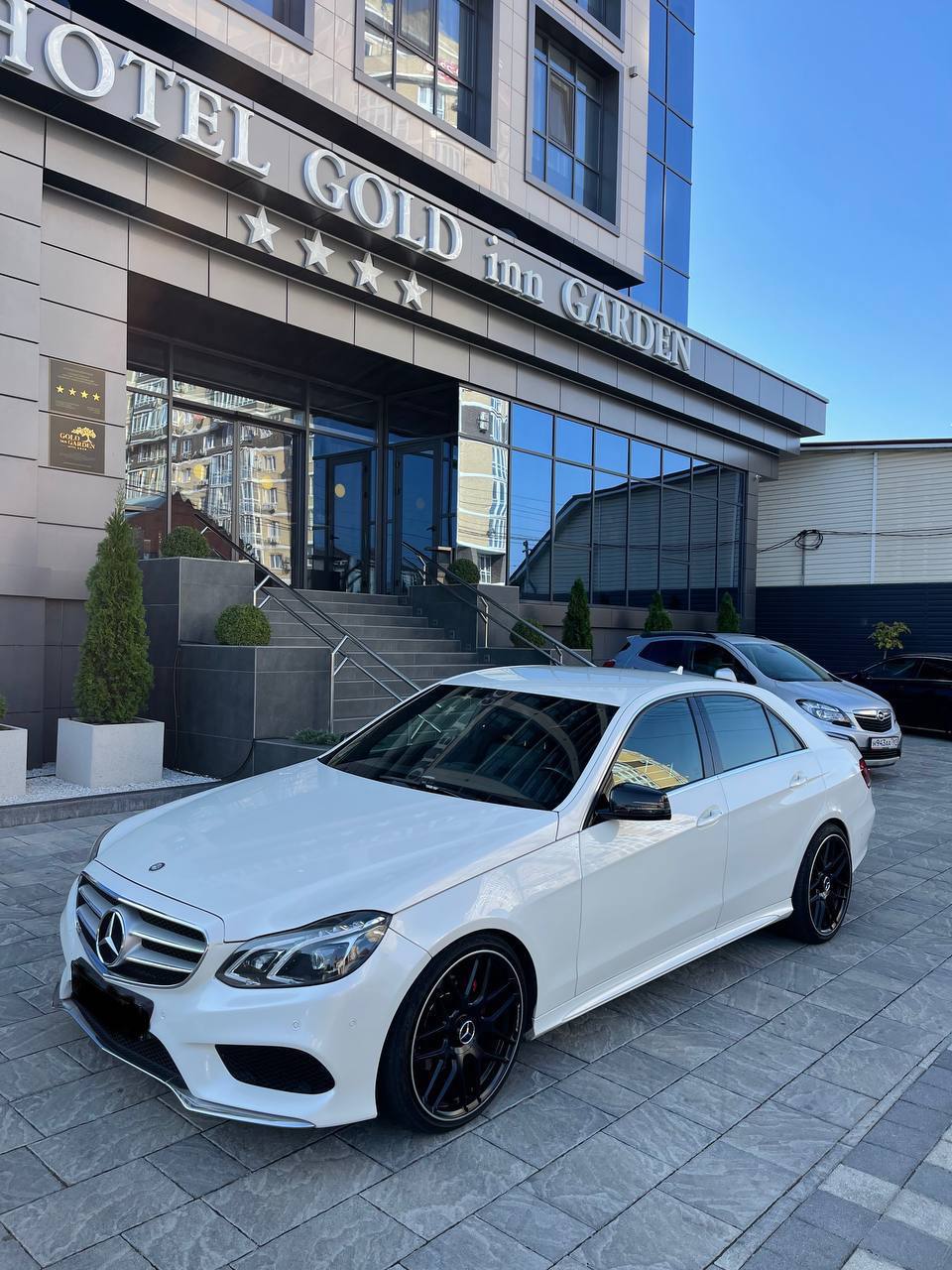 MERCEDES E-CLASS AMG W212 REST