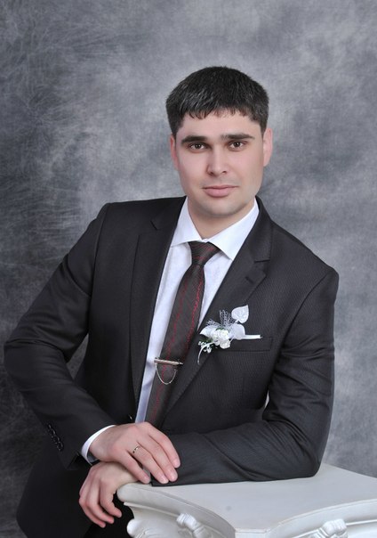 Илья Попов