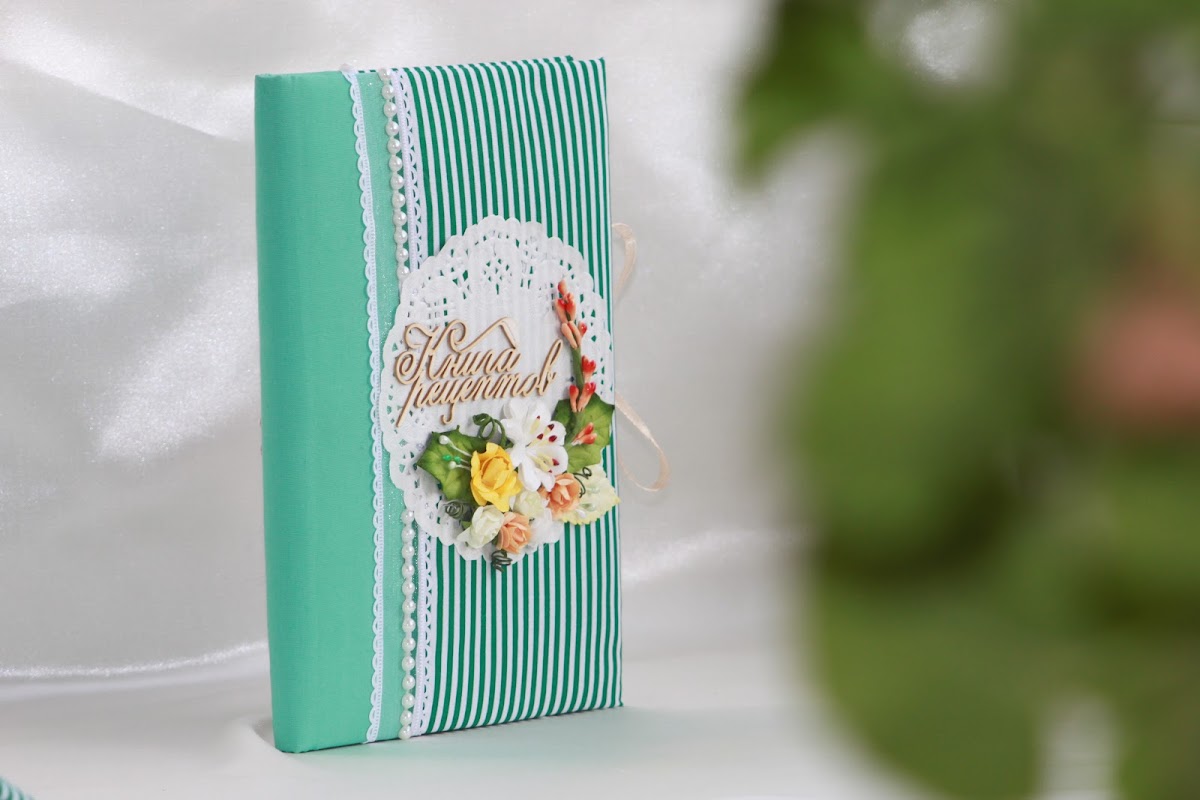 кулинарные книги,блокноты, ежедневники