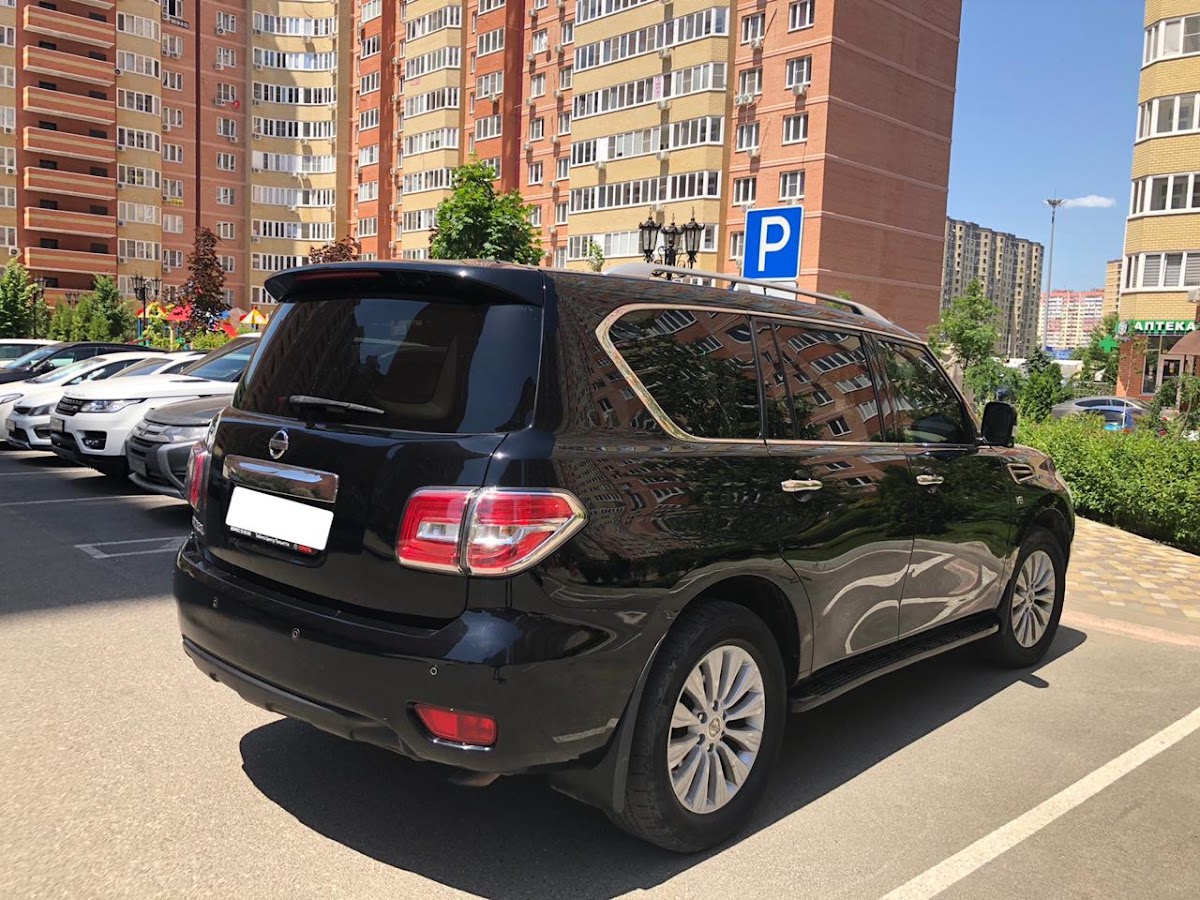 Nissan Patrol — кадр 3 из 4