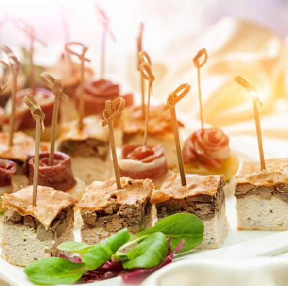 16 Tons Catering — кадр 4 из 20