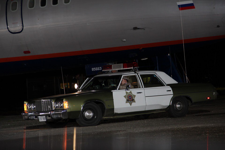 Chrysler Newport 1975 Sheriff — кадр 3 из 10