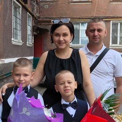 Леонид Старов