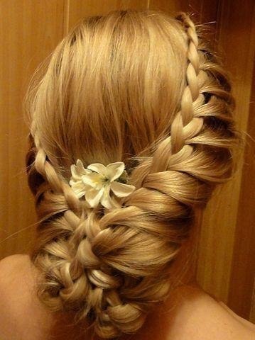 Свадебные прически из кос