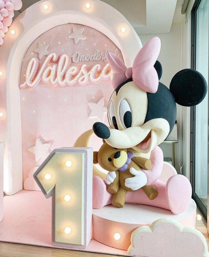 Donald Decoration