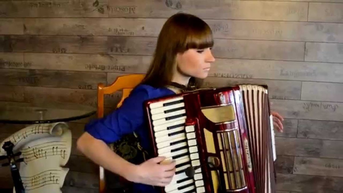 Юлия Загвозкина
