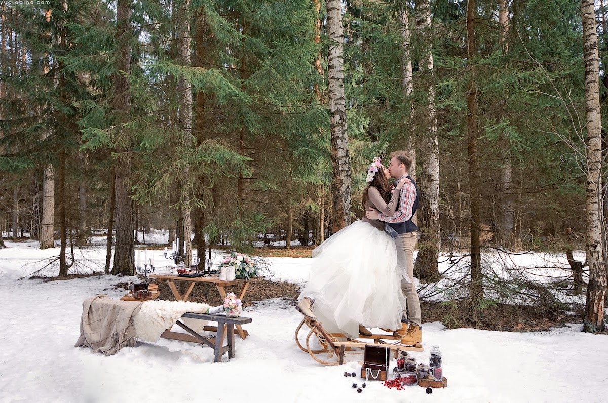 Love-story в зимнем лесу