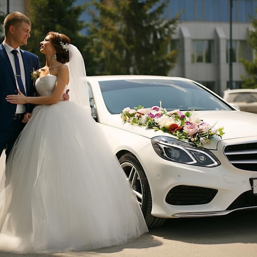 Mercedes-Benz E 212 AMG