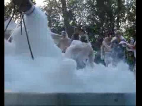 ПЕННАЯ ВЕЧЕРИНКА