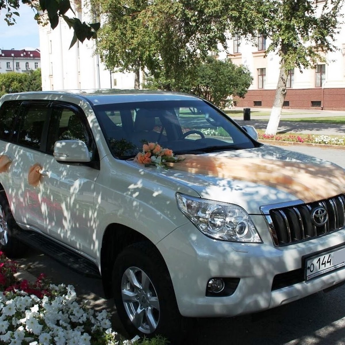 Тойота Land Cruiser 200