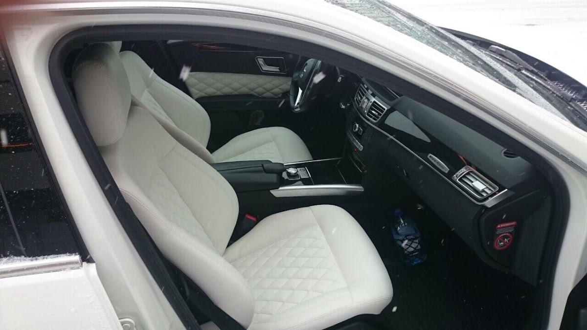 Mercedes-Benz E200