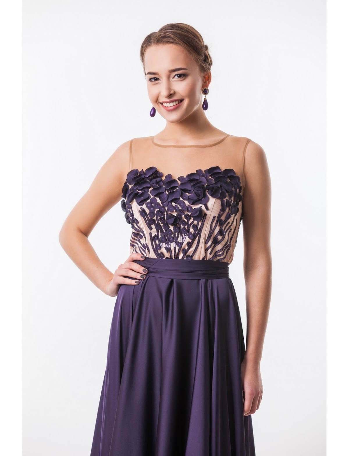Вечерние и коктейльные платья в наличие