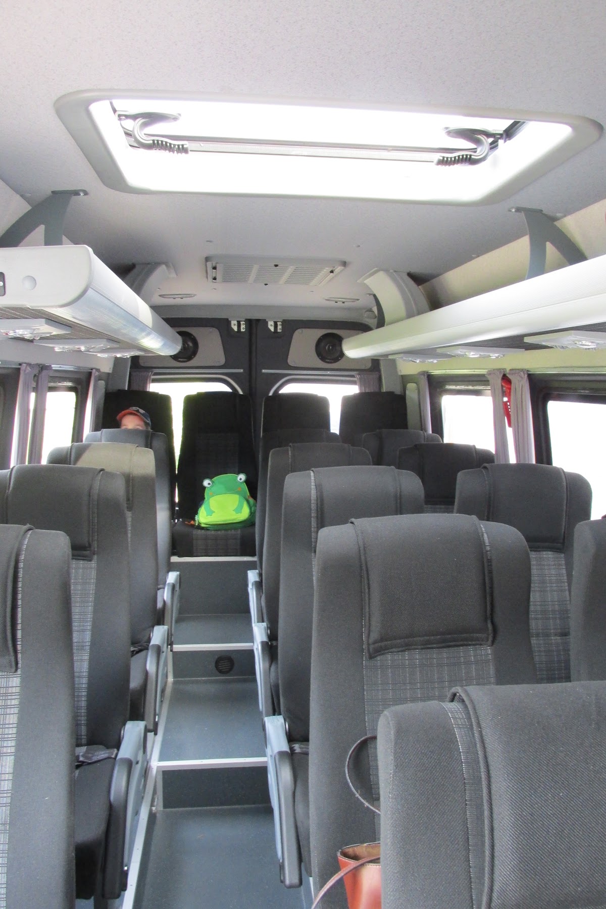 Микроавтобус Mercedes Sprinter