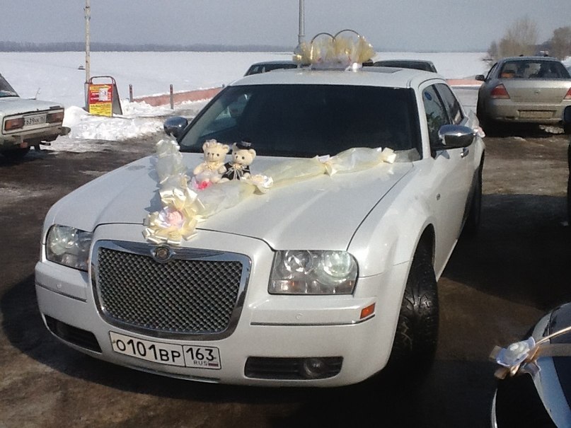 Крайслер С300